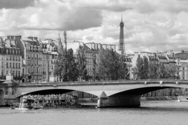 Sous le pont du Carrousel