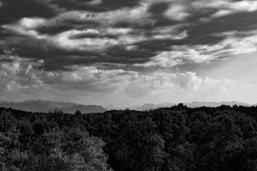 L'épaisseur des Pyrénées